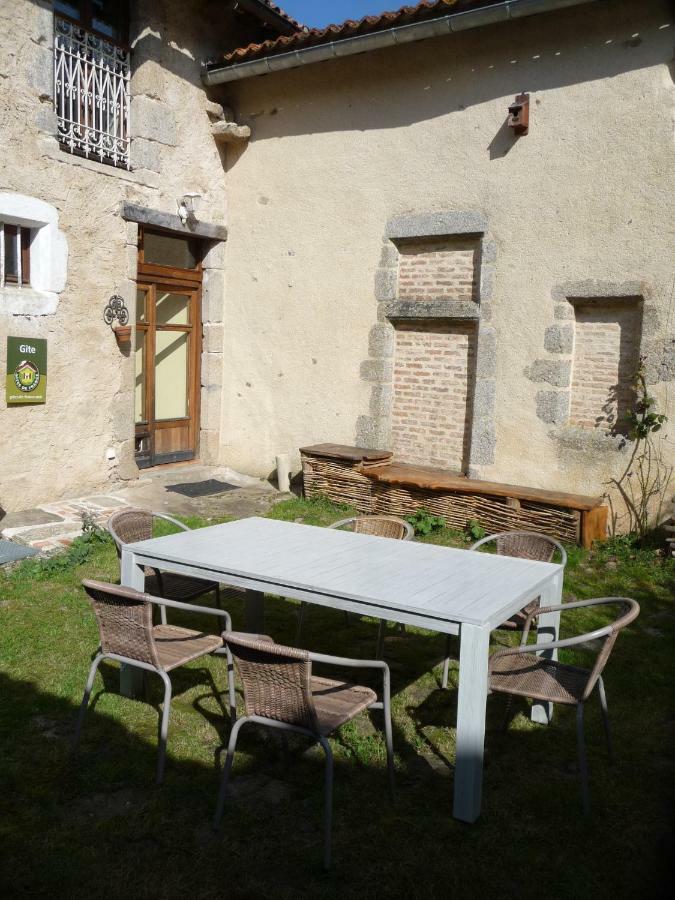 Gite Saint-Nicolas Villa Parthenay Exterior photo