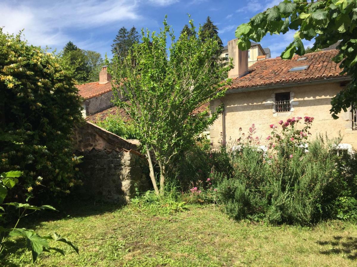 Gite Saint-Nicolas Villa Parthenay Exterior photo